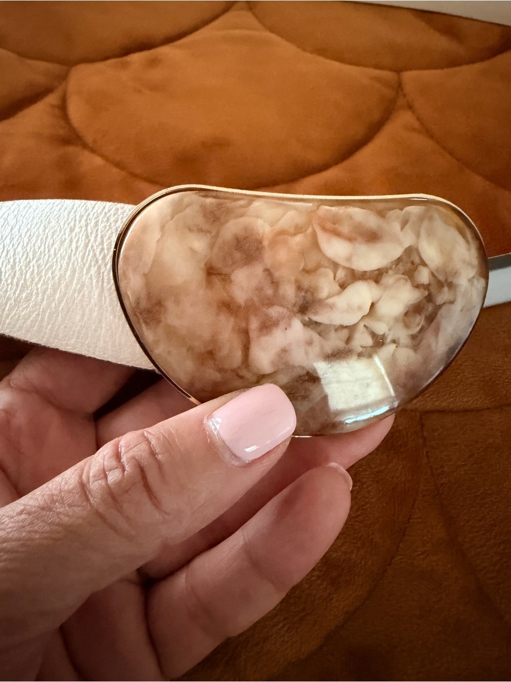Vintage Banana Republic leather Resin Buckle White Leather Belt - L tags